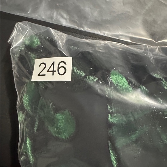 Alice + Olivia Black and Green Mini Dress - Picture 15 of 15